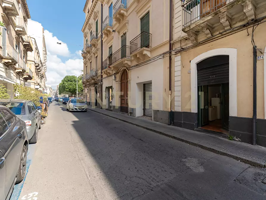 Immagine 2 di Casa indipendente in vendita  in Via Monsignor Ventimiglia snc a Catania