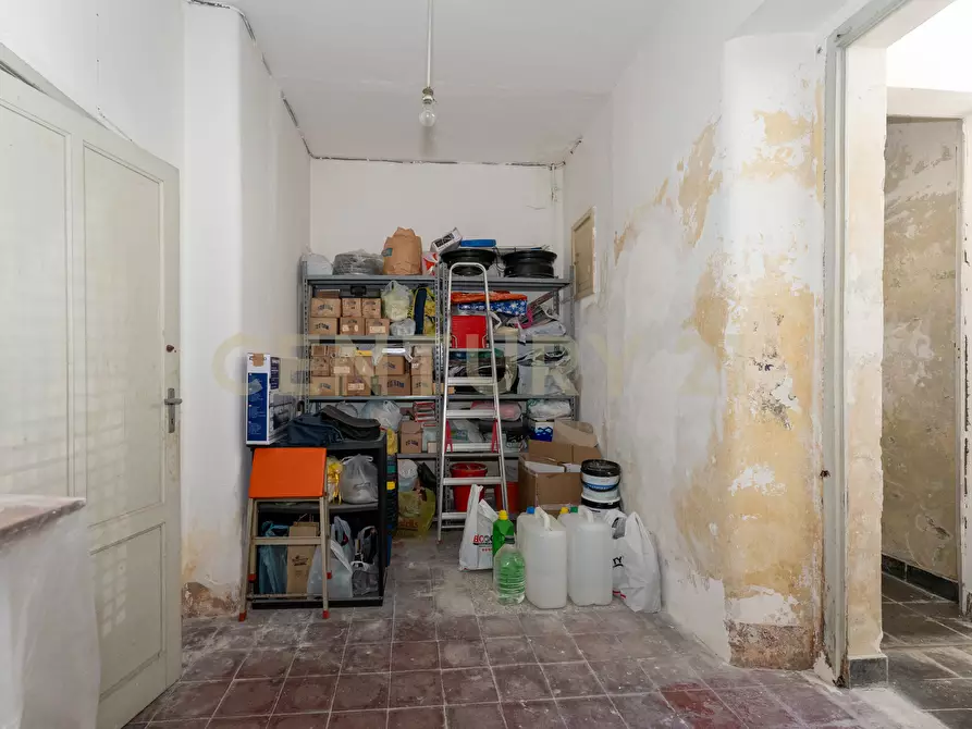 Immagine 49 di Trilocale in vendita  in Via duca degli abruzzi 47 a Catania