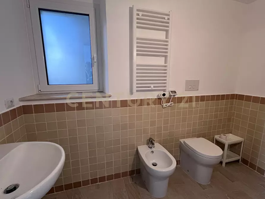 Immagine 45 di Villa in vendita  in Piazza Barbana 35 a Scansano