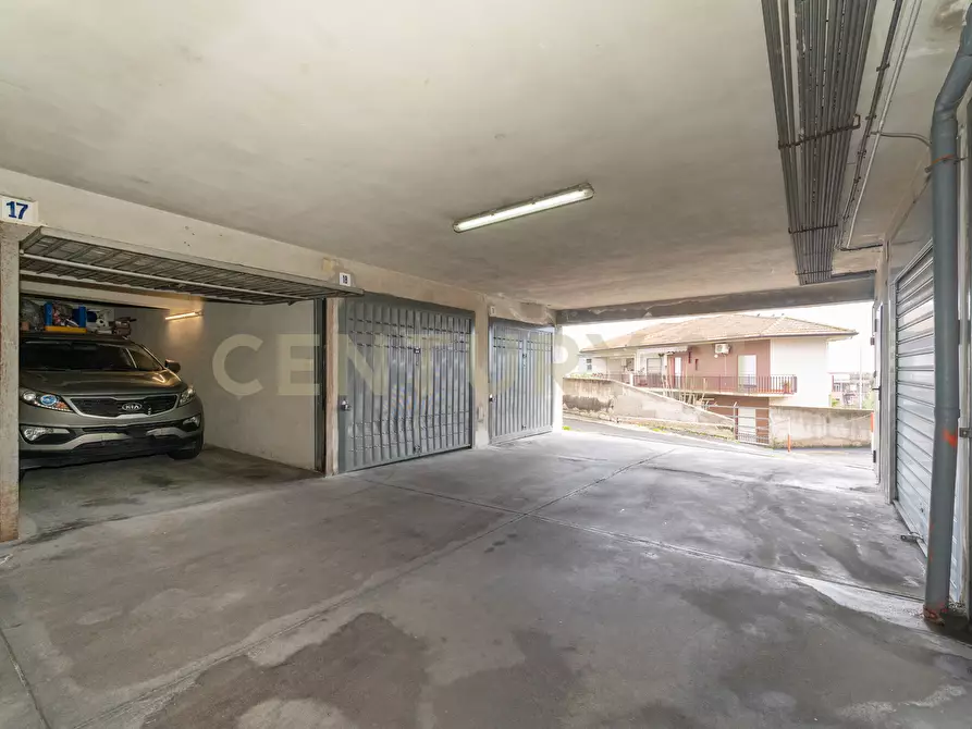 Immagine 40 di Trilocale in vendita  in Via Riccardo Zandonai 6 a Catania