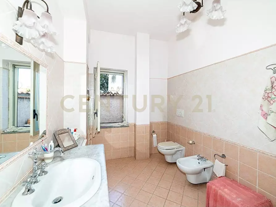 Immagine 28 di Casa indipendente in vendita  in via salaria 5 a San Giovanni La Punta