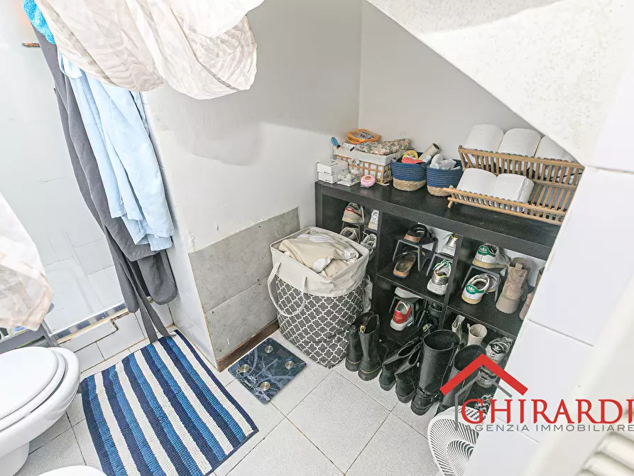 Immagine 19 di Monolocale in vendita  in VIALE MODUGNO 16 a Genova