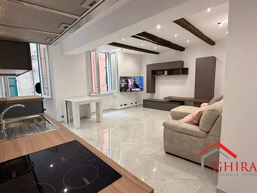 Immagine 9 di Bilocale in vendita  in VIA PAGLIA 20 a Genova