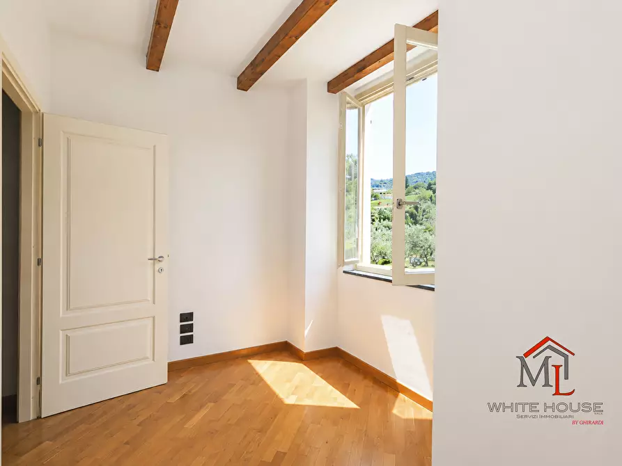 Immagine 8 di Trilocale in vendita  in Via Fra Giovanni Angelo Montorsoli 3 a Genova