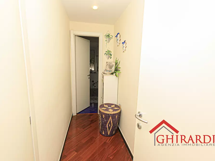 Immagine 27 di Trilocale in vendita  in VIA DELL'INSURREZIONE 12A a Genova