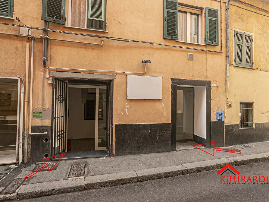 Immagine 28 di Locale commerciale in affitto  in VIA VADO 17R a Genova