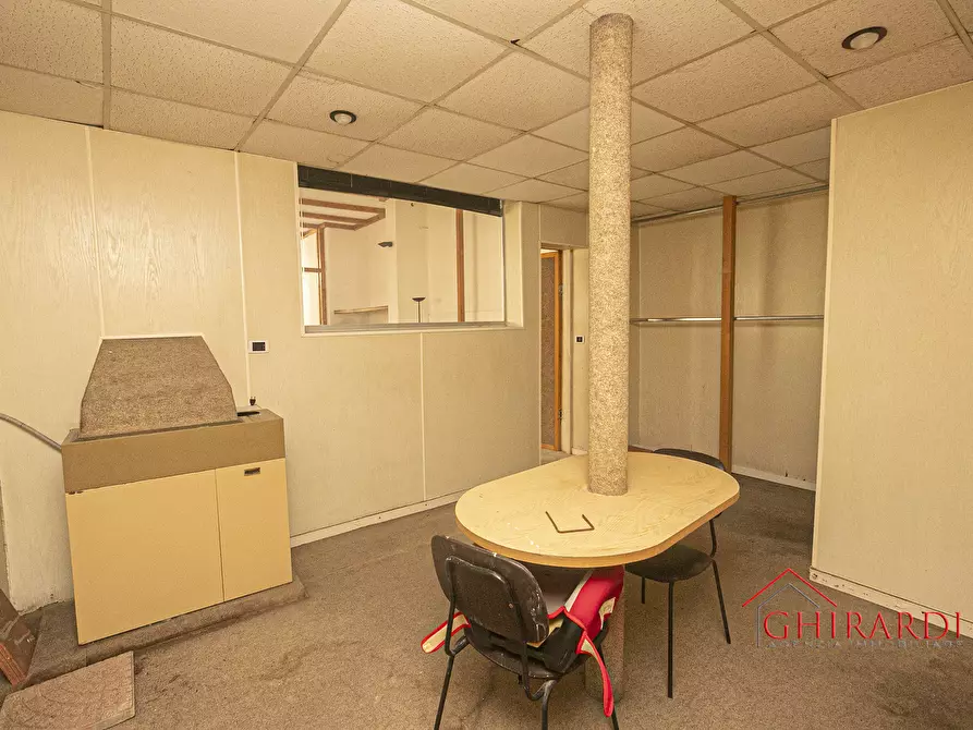 Immagine 17 di Magazzino in vendita  in VIA ANDREA DEL SARTO 46R a Genova