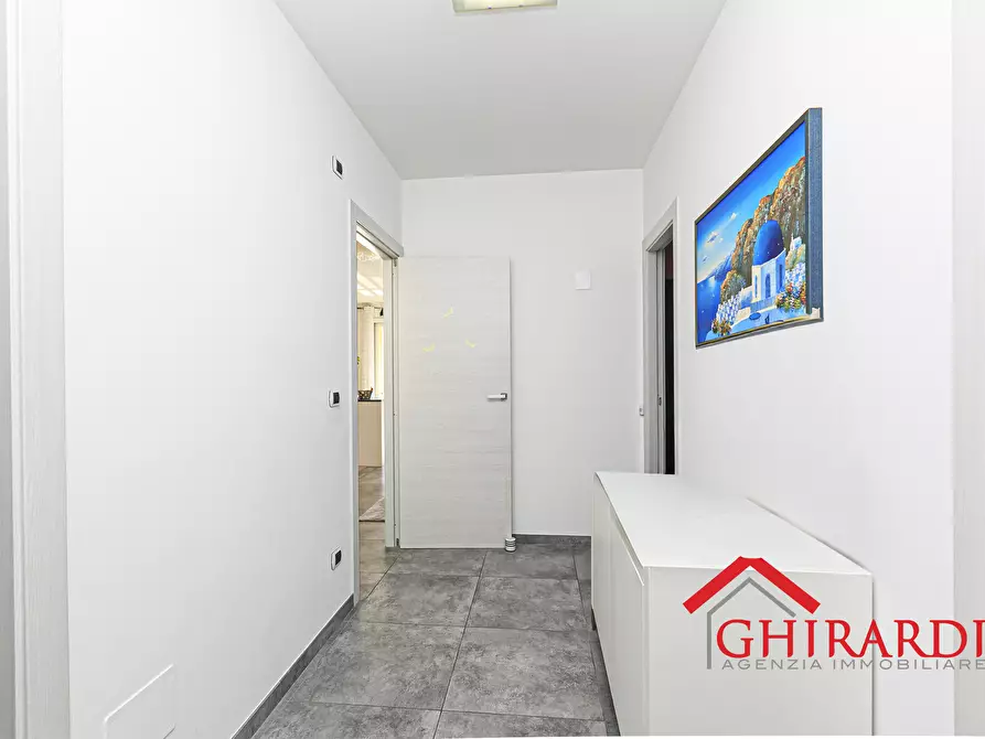 Immagine 32 di Trilocale in vendita  in VIA CIBRARIO SC B 33 a Genova