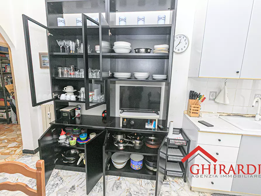 Immagine 13 di Trilocale in affitto  in VIA CANESI 56 a Genova