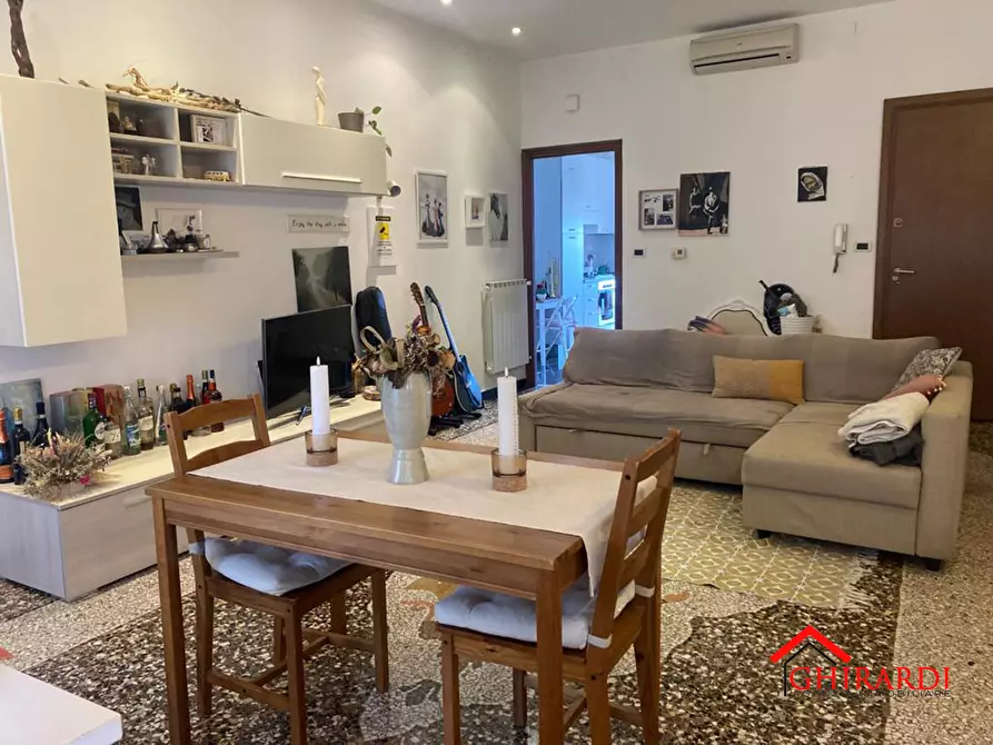 Immagine 2 di Bilocale in affitto  in VICO SCHIAFFINO 1 a Genova