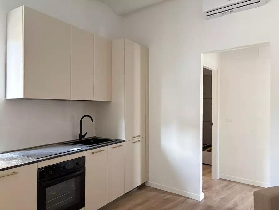 Immagine 7 di Bilocale in affitto  in Via Chiaravagna 17 a Genova