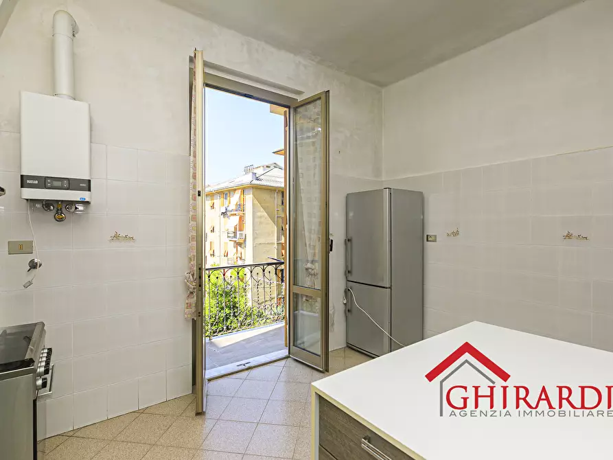 Immagine 11 di Quadrilocale in vendita  in Via Giuseppe de Notaris 4 a Genova