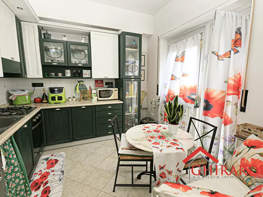 Immagine 11 di Trilocale in vendita  in VIA DELL'INSURREZIONE 12A a Genova