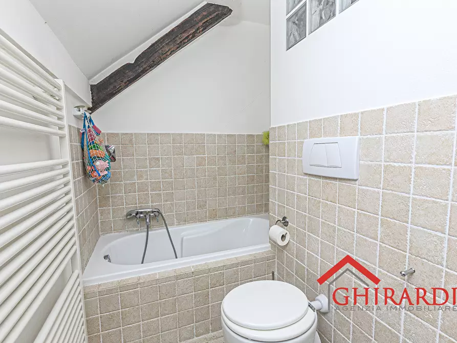 Immagine 31 di Quadrilocale in vendita  in Via Sardorella 85A a Sant'olcese