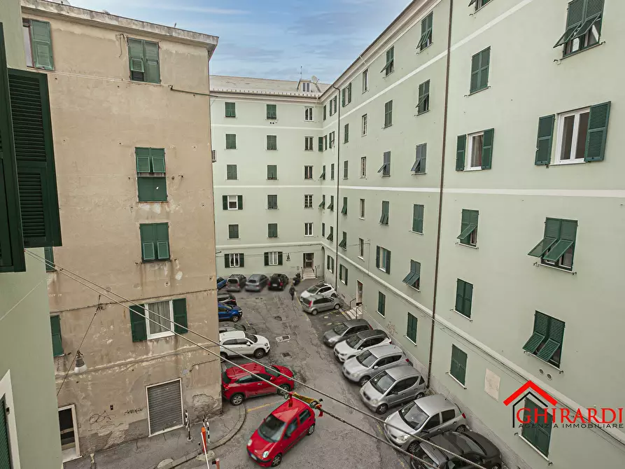 Immagine 27 di Quadrilocale in vendita  in Via Chiaravagna 5 a Genova