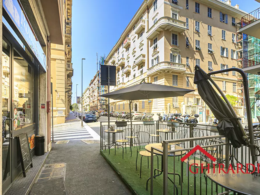 Immagine 30 di Attività commerciale in vendita  in Via Trento 52 a Genova