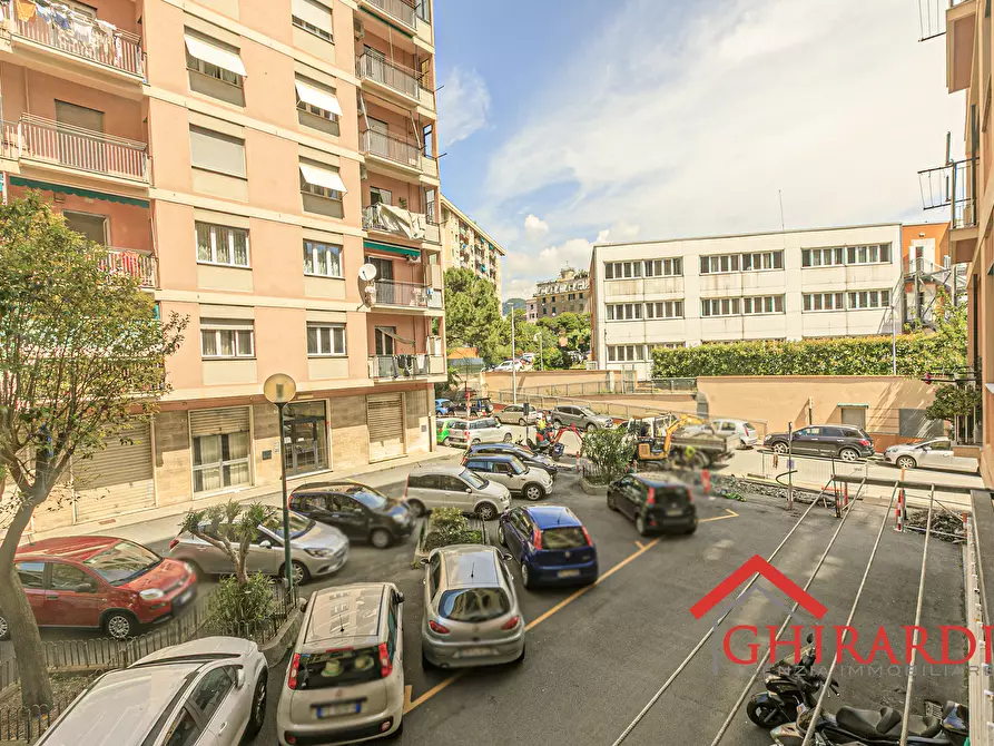 Immagine 27 di Bilocale in affitto  in Via Borzoli 15C a Genova