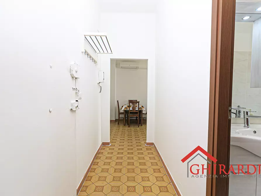 Immagine 5 di Bilocale in affitto  in Via Santa Maria della Costa 7 a Genova