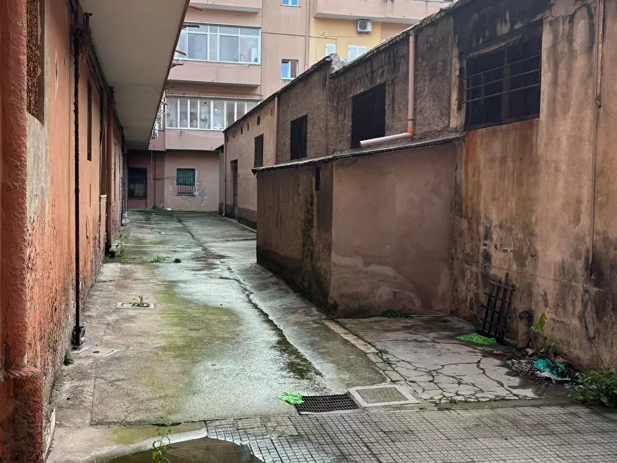 Immagine 6 di Magazzino in vendita  in Via Alfredo Baccarini 13 a Nettuno