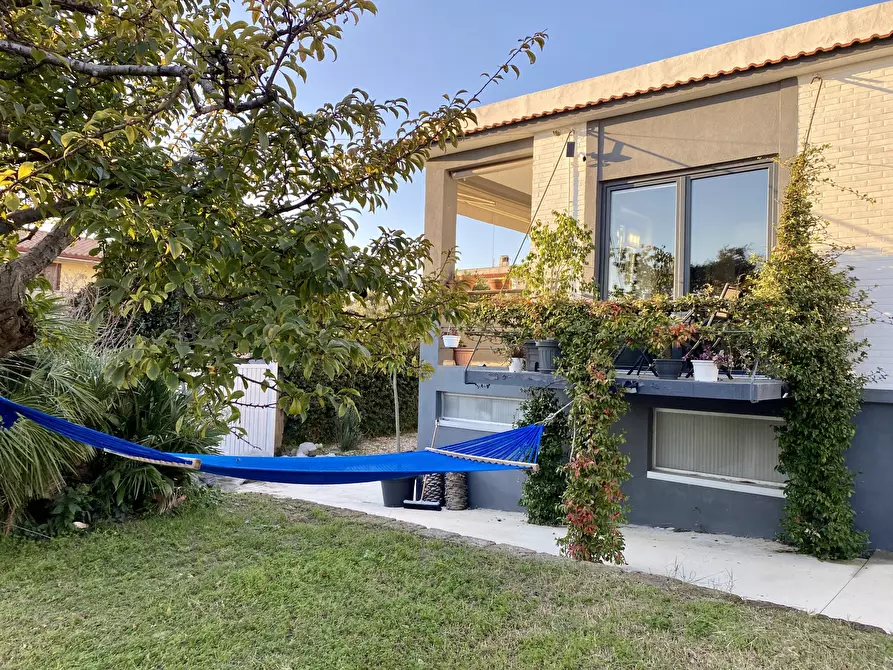 Immagine 50 di Villa in vendita  in Via delle Ninfe 25 a Anzio