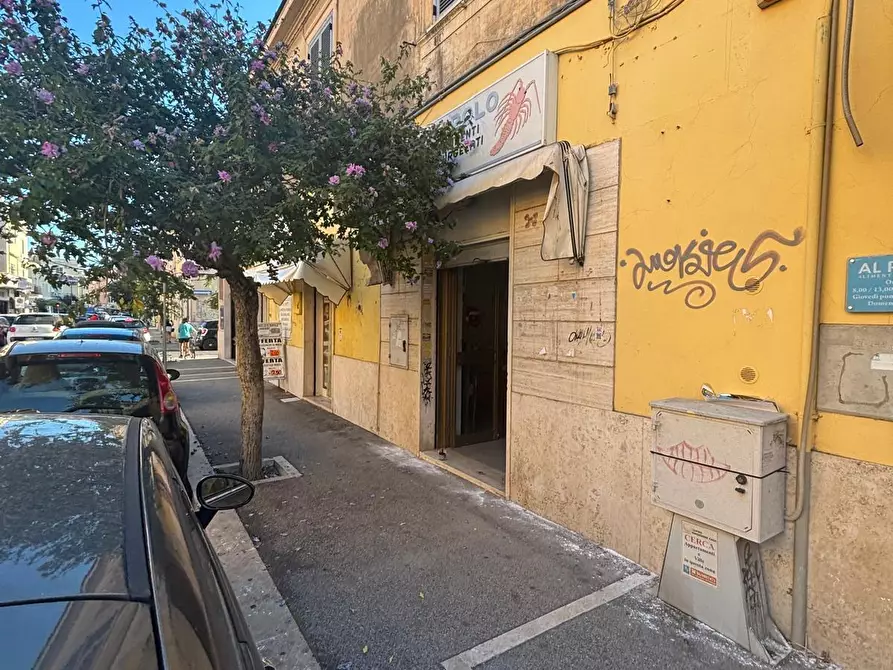 Immagine 9 di Locale commerciale in vendita  in Via Vittorio Veneto 43 a Nettuno