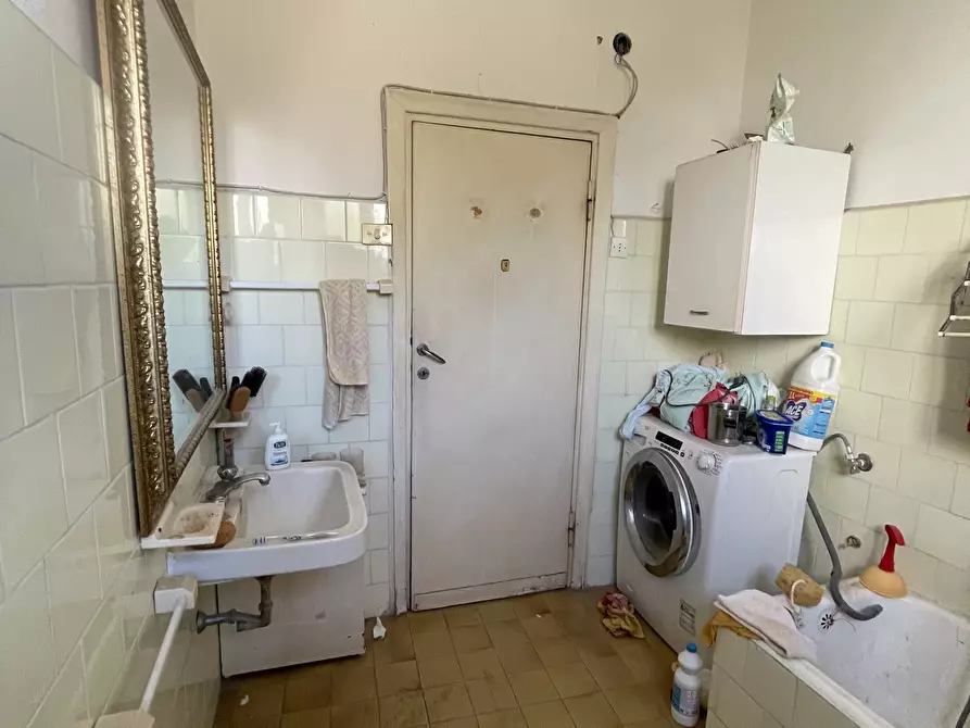 Immagine 14 di Trilocale in vendita  in Via della Liberazione 45 a Nettuno