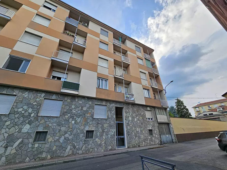 Immagine 1 di Trilocale in vendita  in Via G. Alione 33 a Asti