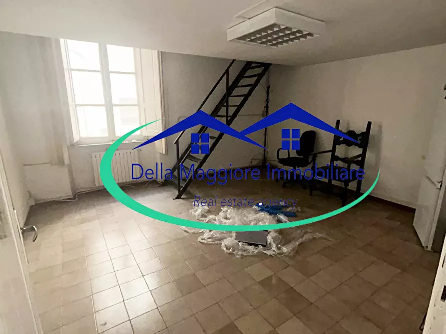 Immagine 16 di Appartamento in vendita  a Livorno