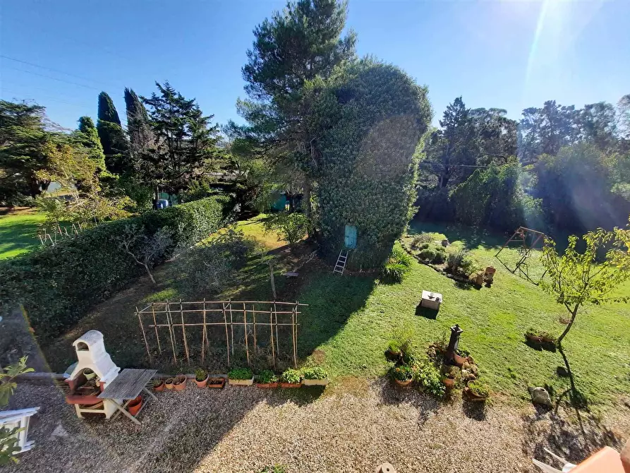 Immagine 7 di Appartamento in vendita  a Livorno