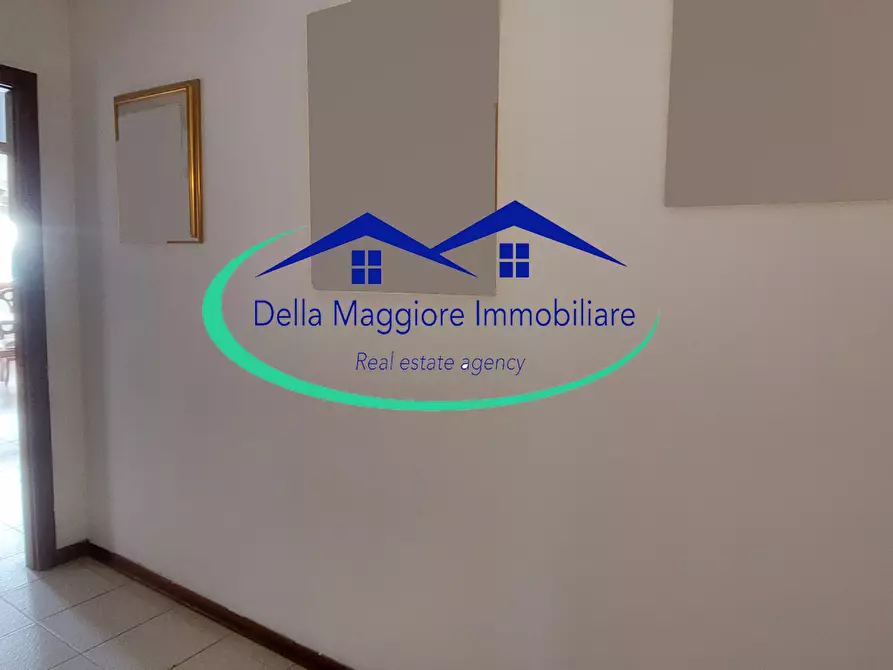 Immagine 17 di Appartamento in vendita  in Via Emilio Zola a Livorno