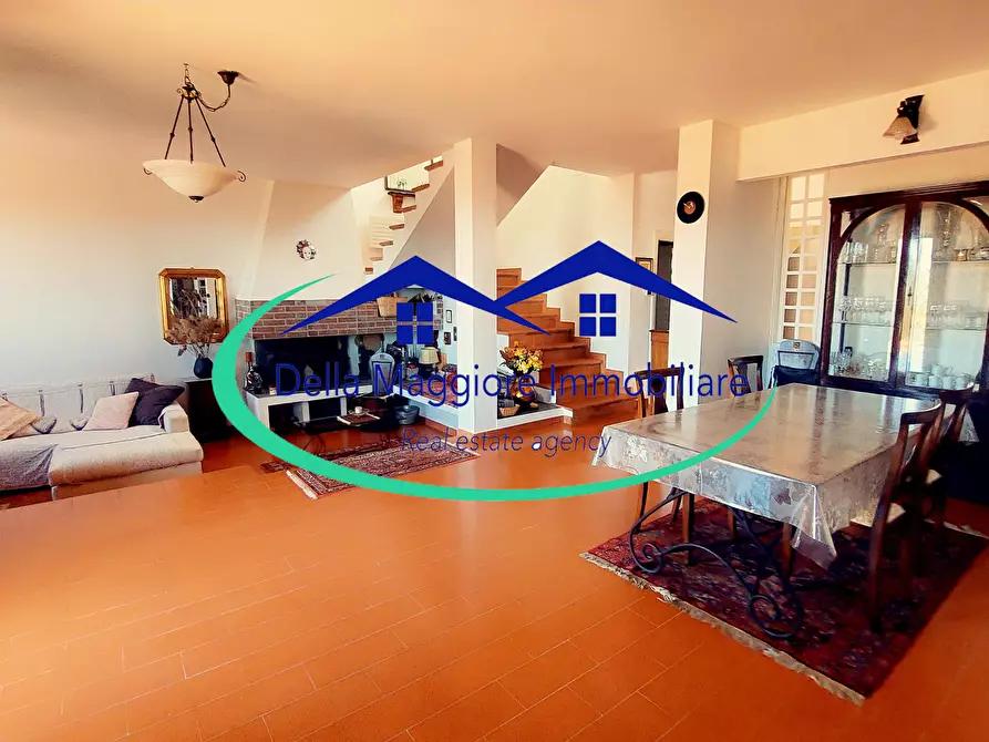 Immagine 2 di Porzione di casa in vendita  in via di quercianella a Livorno