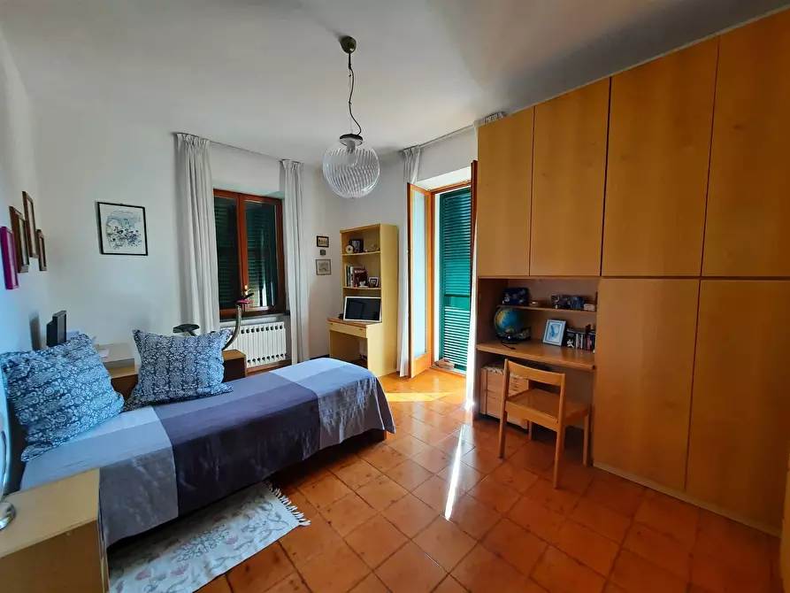 Immagine 10 di Appartamento in vendita  a Livorno