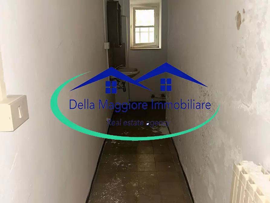 Immagine 24 di Appartamento in vendita  a Livorno