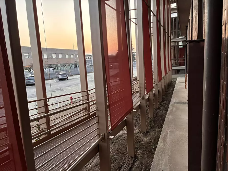 Immagine 14 di Ufficio in vendita  a Parma