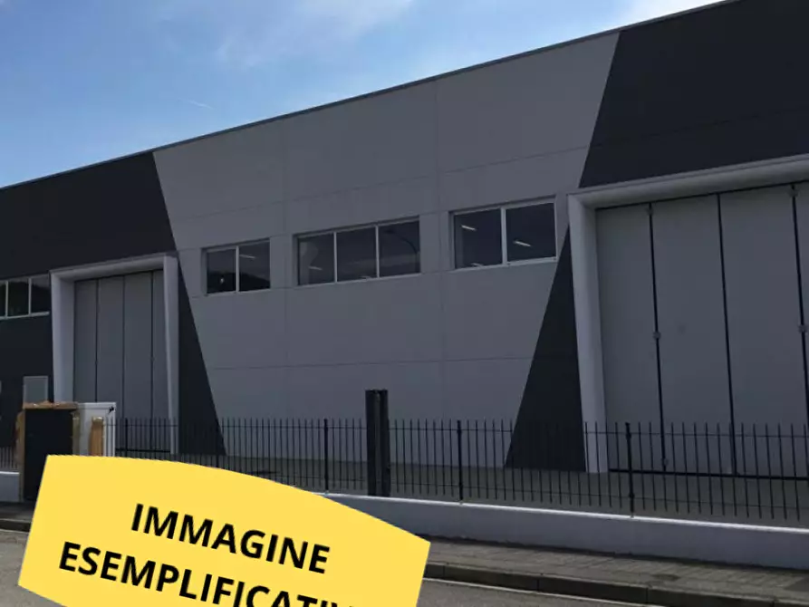 Immagine 7 di Attività artigianale in affitto  a Parma