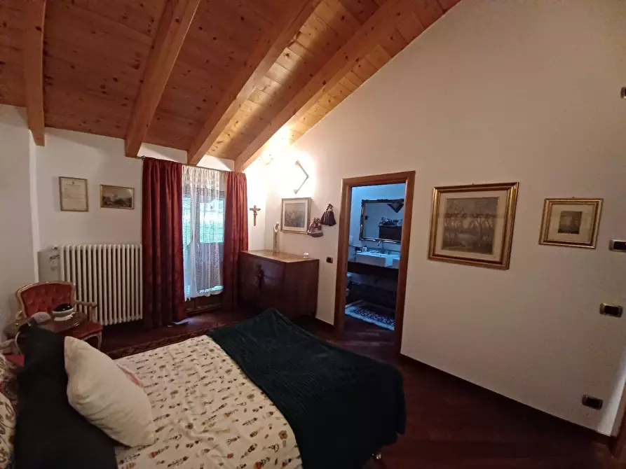 Immagine 23 di Quadrilocale in affitto  a Trento