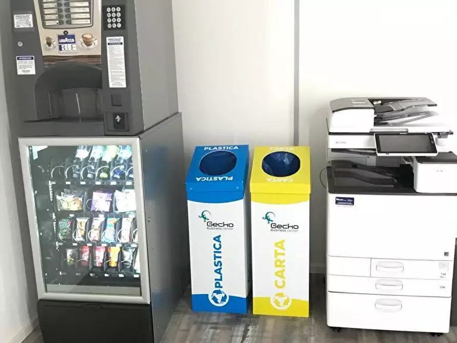 Immagine 12 di Ufficio in affitto  in Via Zambra 11 a Trento