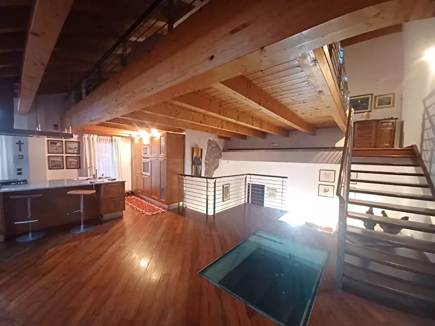 Immagine 5 di Quadrilocale in affitto  a Trento