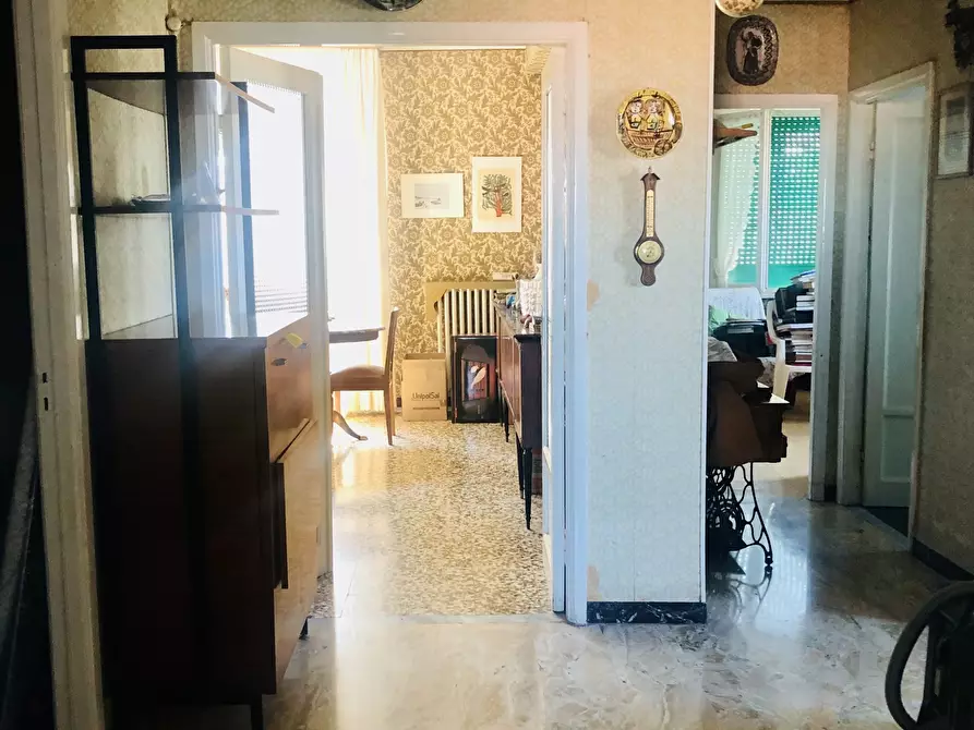 Immagine 9 di Trilocale in vendita  in Via Tommasi a Ancona