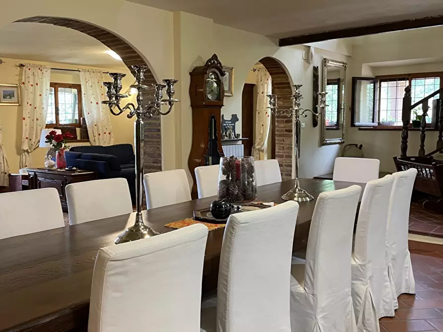 Immagine 8 di Villa in vendita  in VIA CHIARAVALLESE a Osimo