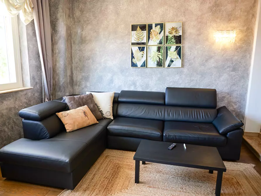 Immagine 13 di Villa in vendita  in Via Passarini a Recanati