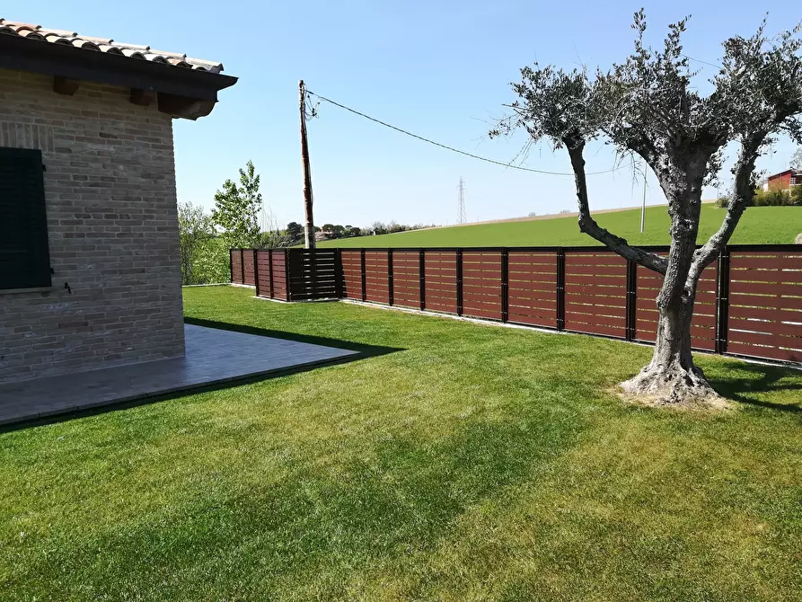 Immagine 21 di Porzione di casa in vendita  in Via Barcaglione a Ancona