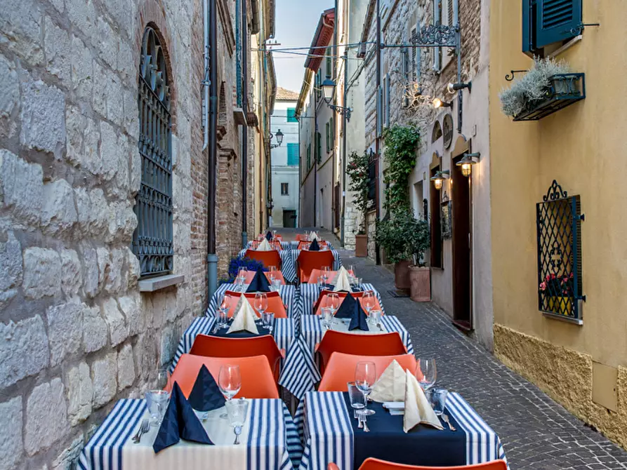 Immagine 3 di Bar / Ristorante in vendita  in Via Enrico Cialdini a Sirolo
