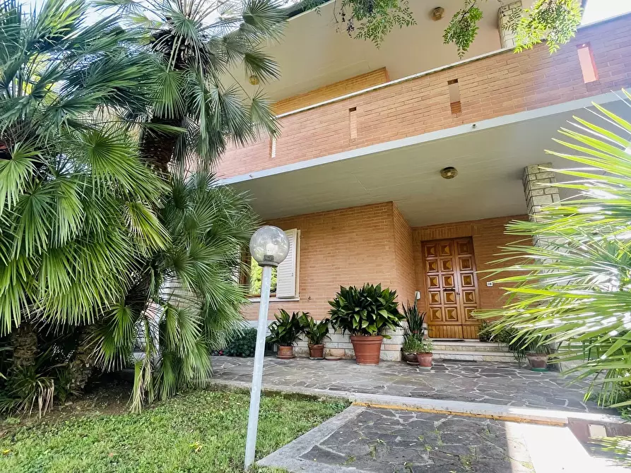 Immagine 25 di Villa in vendita  in Via Cagiata a Osimo