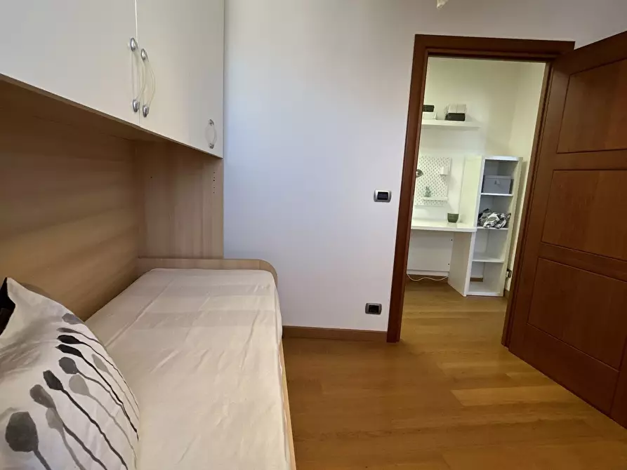 Immagine 12 di Bilocale in affitto  in Via Astagno a Ancona