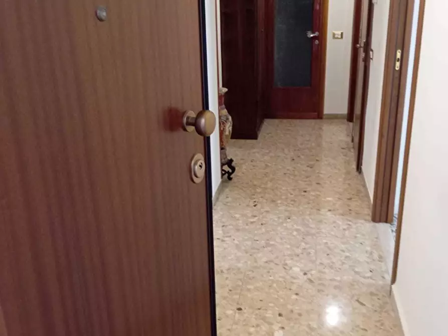 Immagine 4 di Bilocale in vendita  in Via Cingoli 7 a Ancona