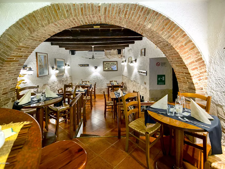Immagine 8 di Bar / Ristorante in vendita  in Via Enrico Cialdini a Sirolo
