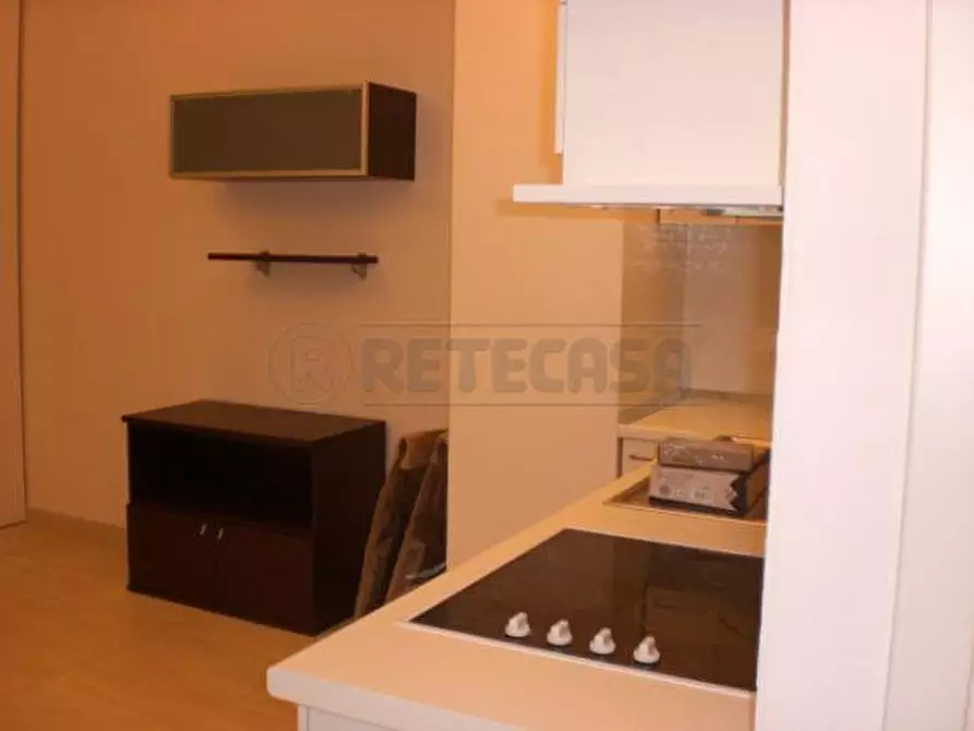 Immagine 3 di Monolocale in vendita  in VIA OSLAVIA a Ancona