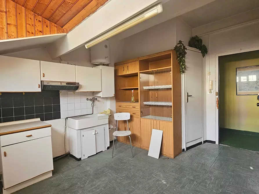 Immagine 5 di Bilocale in vendita  in Via Garibaldi 97 a San Remo