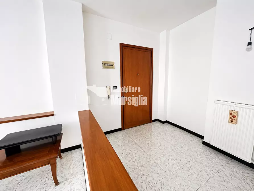 Immagine 5 di Trilocale in vendita  in Via Martiri della Libertà 139 a San Remo